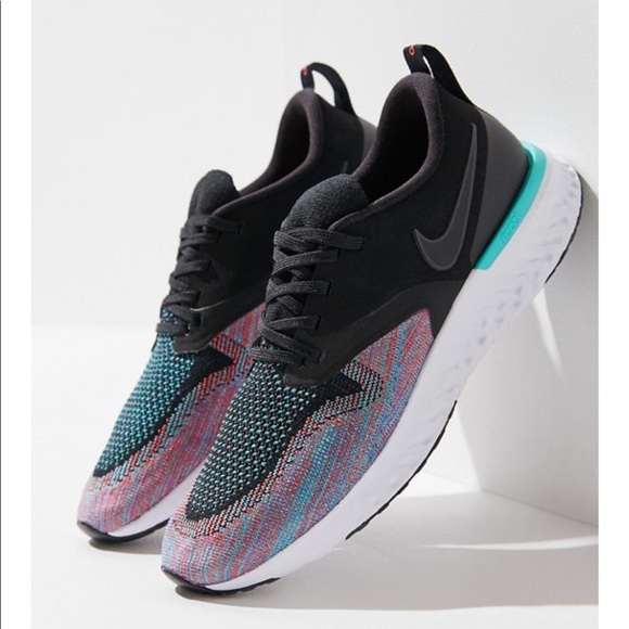 nike odyssey react flyknit 2 sneaker